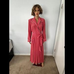 Vintage Textron 1940's Full Length Dressing Gown/Robe  Coral Pink White Piping